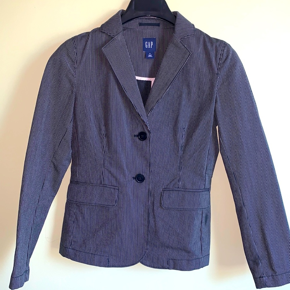 GAP black and white pinstripe blazer -size 0